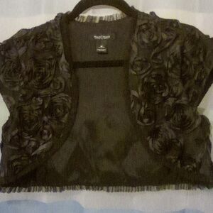 WHBM SHRUG Medium